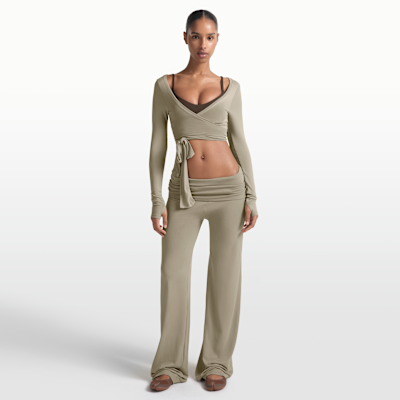 NikeSKIMS Stretch Knit Women's Wide-Leg Pants. Nike.com